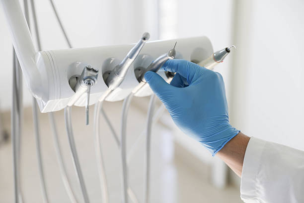 Professional Dental Crowns And Bridges technician working in Fox River Grove, IL